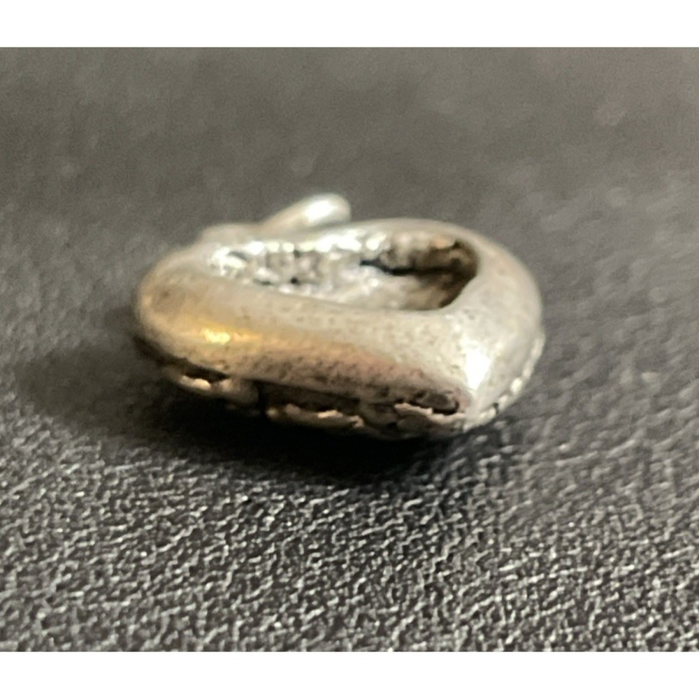 Vintage Heart Charm Pendant Floral Silver Tone Dimensional Valentine Jewelry - Picture 3 of 6